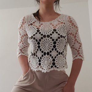 Cropped Crotchet Top